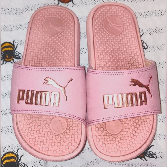 Puma Other - Puma Cool Cat Slides Sandals Girl's Size 2.     Pink & Rose Gold